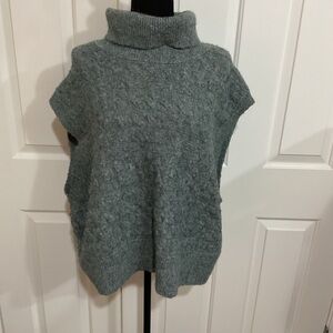 Old Navy Textured Gray Cowl Neck Sweater